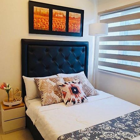 2 Bedroom Condo Vine Residences Quezon City With Pool Wifi Karaoke Board Games Netflix Exterior foto